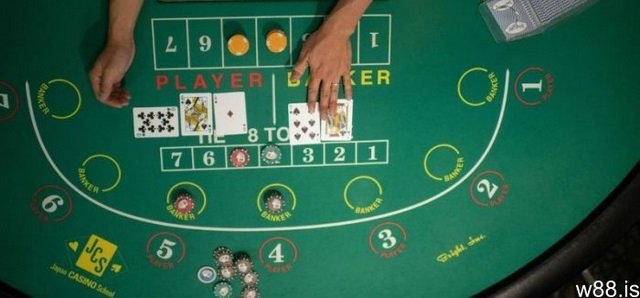 Cách đánh Baccarat luôn thắng trên W88 - Tận dụng cửa Banker để tăng tỷ lệ thắng